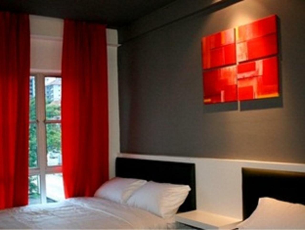 Hotel Dreamz Sdn Bhd 2*